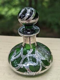 ART NOUVEAU 1900's GREEN ART GLASS 3.25 PERFUME BOTTLE STERLING SILVER OVERLAY