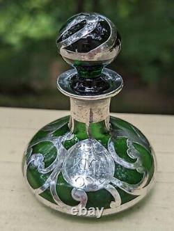 ART NOUVEAU 1900's GREEN ART GLASS 3.25 PERFUME BOTTLE STERLING SILVER OVERLAY