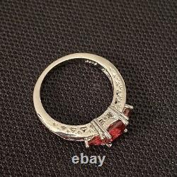 Beautiful Estate Sterling Silver & Red Stone Cocktail Design Band Ring Size 8
