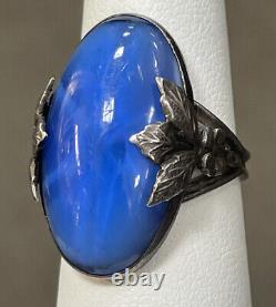 Gorgeous Vintage Sterling Silver Blue Glass Floral Ring Size 6