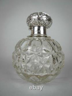 Large Sterling Silver & Cut Glass Scent Bottle by William Hutton & Sons, 1902