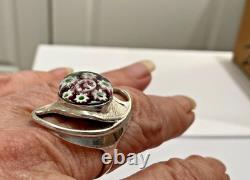 Paul Ysart caithness glass, sterling silver millefiori ring