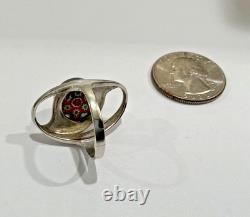 Paul Ysart caithness glass, sterling silver millefiori ring