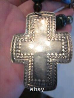 STERLING SILVER NECKLACE & GLASS BEADS WITH STERLING SILVER CROSS PENDANT 160g