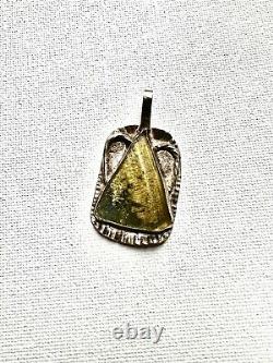 Sterling Silver and Roman Glass Pendant Antique Handmade In Jerusalem