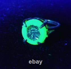 Sterling Size 7 Uranium Glass Cameo Warrior Ring 925 Silver Vaseline