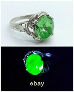 Sterling Uranium Glass Green Faceted Oval Ring 925 Silver Vaseline Glass