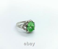 Sterling Uranium Glass Green Faceted Oval Ring 925 Silver Vaseline Glass