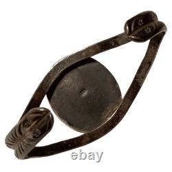 Uncommon Taxco Mexico Blue Fire Glass Sterling Silver Hand Stamped Bracelet Uncommon Taxco Mexico Blue Fire Glass Sterling Silver Hand Stamped Bracelet