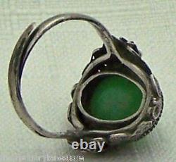 VINTAGE ESTATE PEKING GLASS STERLING SILVER ADJUSTABLE RING with BIRD DETAIL, 6.5