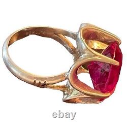 VINTAGE RING Size 6 1/2 LARGE Fuchsia Glass STONE STERLING Silver. Gorgeous