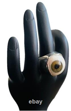 Very Rare Vintage Realistic Glass Eye Cabochon Ring in Sterling Silver