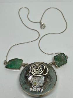 Very beautiful green color Roman glass in sterling silver, Necklace