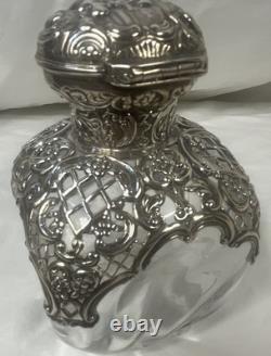 Victorian Sterling Silver (. 925) Overlay Repousse Rococo Glass Perfume Bottle VG