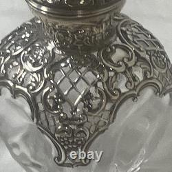 Victorian Sterling Silver (. 925) Overlay Repousse Rococo Glass Perfume Bottle VG