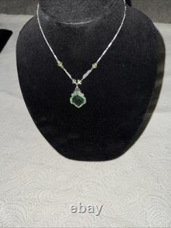 Vintage Art Deco Uranium Green Glass Sterling Silver intricate filigree Necklace