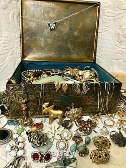 Vintage Costume & Fine Jewelry Lot 7 Lbs Luxor Early 20th Century Cosmetics Tin