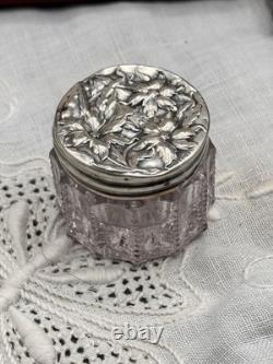 Vintage Pale Violet Glass Dresser Jar STERLING Silver Floral Lid 1.5 in