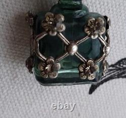 Vtg Necklace Perfume Bottle Pendant Silver Ornate Flowers Over Glass Snuff 925