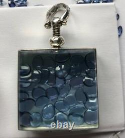Yogo Sapphire sterling silver shake square glass pendant 5.6tcw